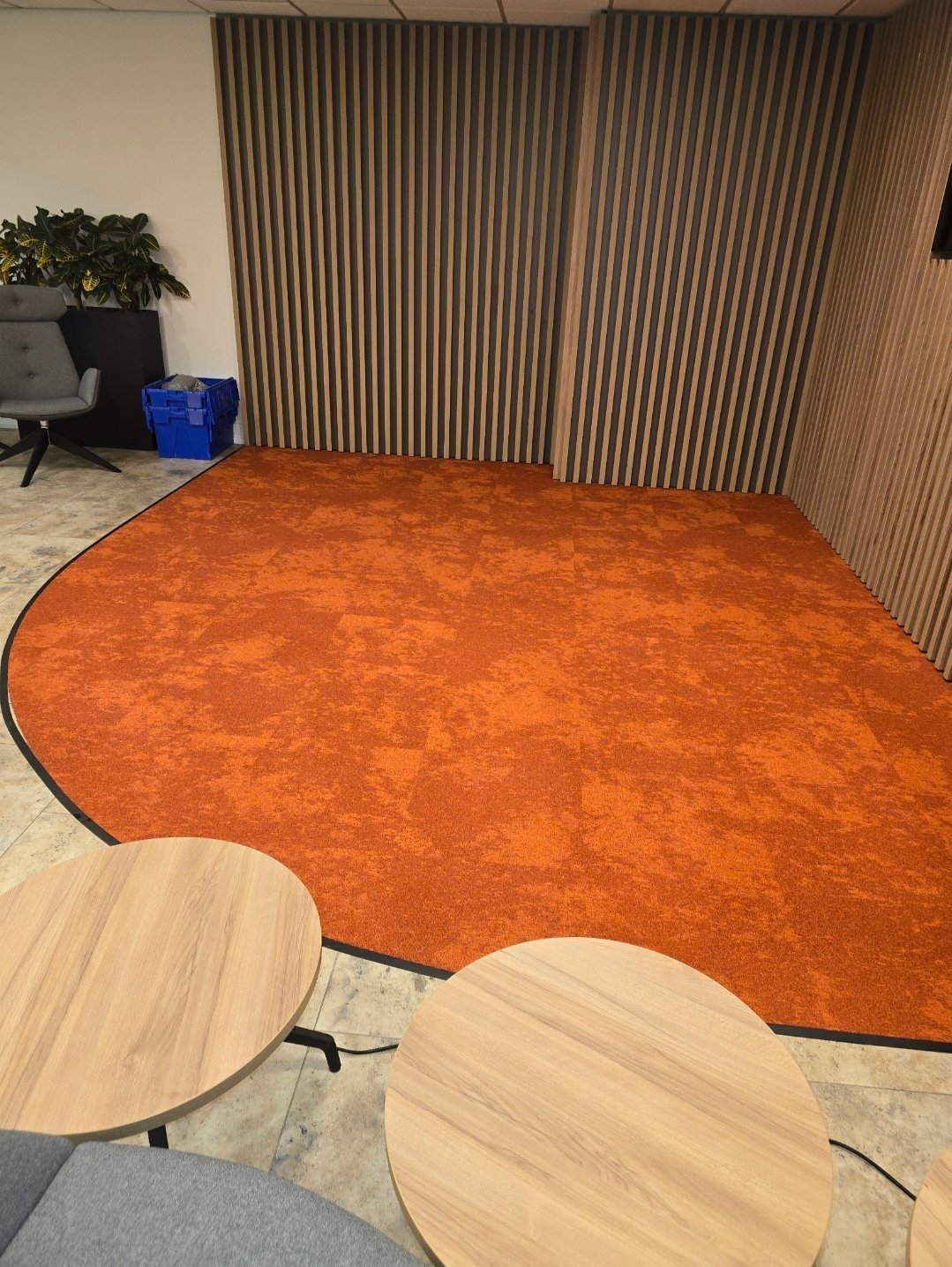 Kings Security Systems reception carpet after cleaning